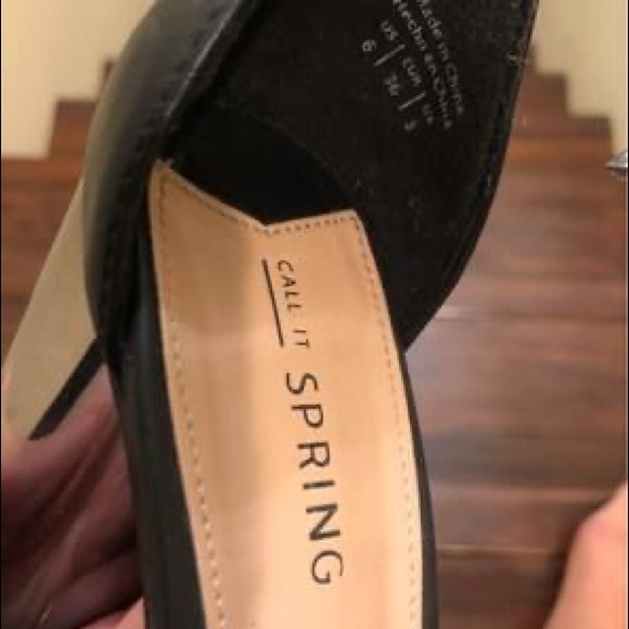 Heels - Picture 3 of 3